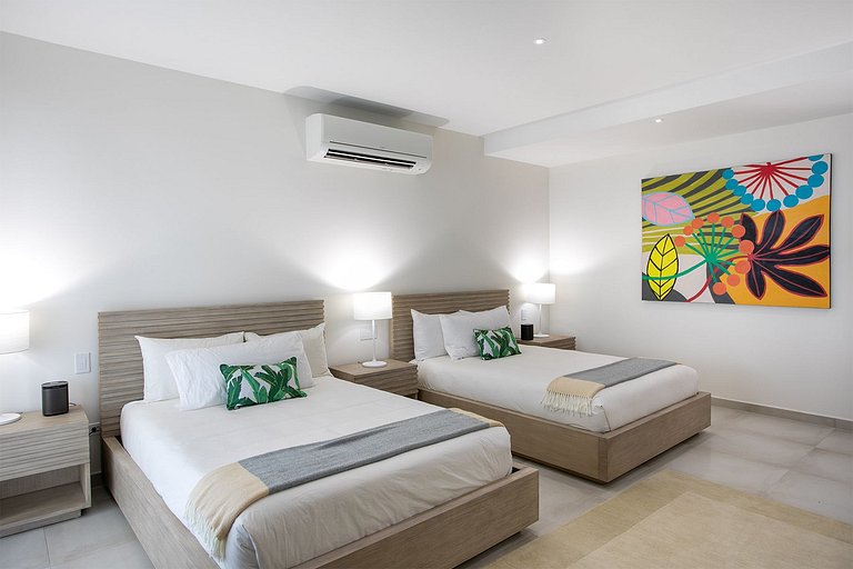 Sxm027 – Luxury villa with sea views in Pelican Key