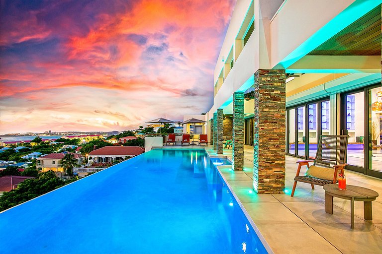 Sxm027 – Luxury villa with sea views in Pelican Key