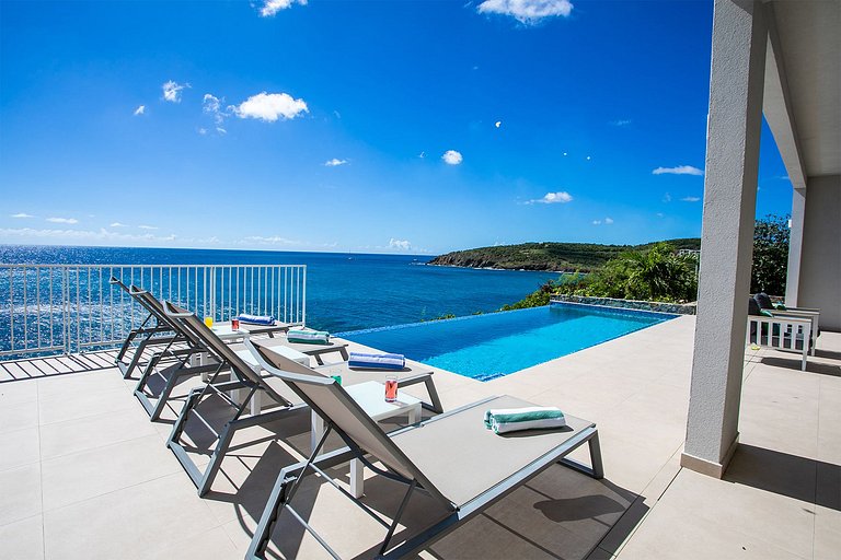 Sxm028 – Villa moderna con vista al mar en Indigo Bay