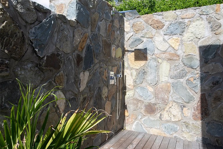 Sxm028 – Oceanview modern villa in Indigo Bay