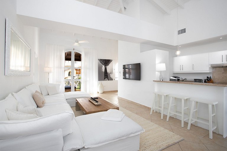 Sxm032 – Marina-view apartment in Porto Cupecoy