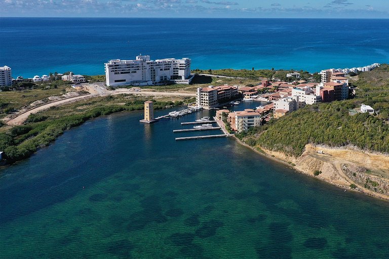 Sxm032 – Marina-view apartment in Porto Cupecoy