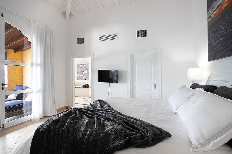Sxm032 – Marina-view apartment in Porto Cupecoy