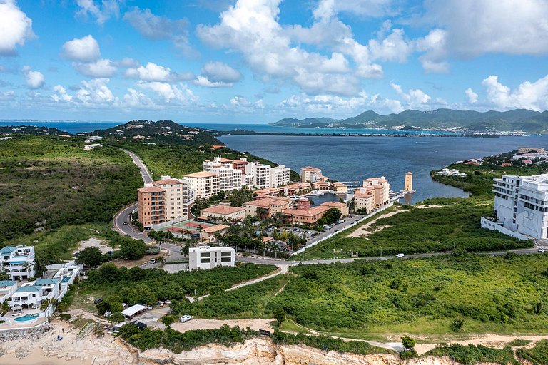 Sxm046 – Modern apartment with lagoon view in Cupecoy