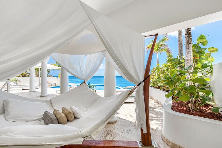 Sxm055 – Villa à beira-mar com piscina em Cupecoy