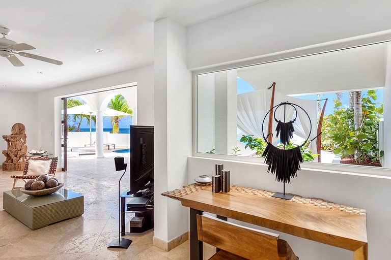 Sxm055 – Villa à beira-mar com piscina em Cupecoy