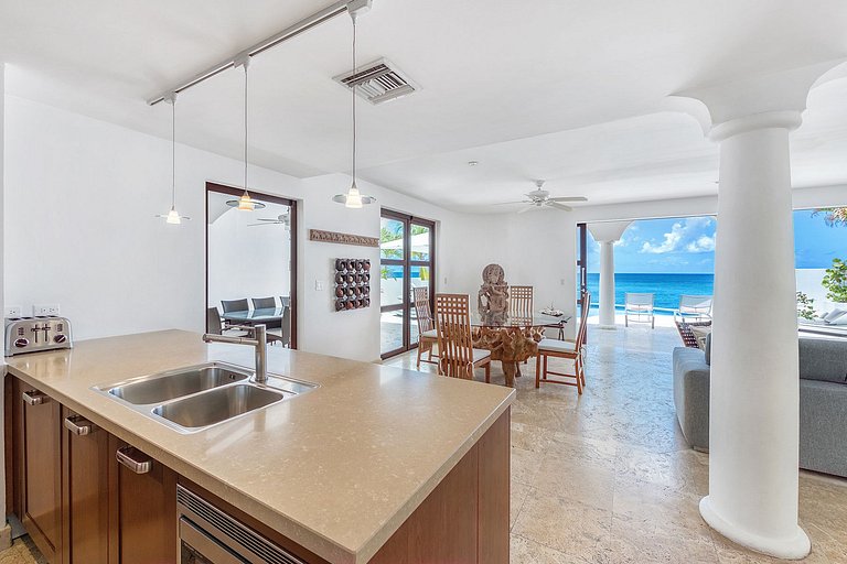 Sxm055 – Villa à beira-mar com piscina em Cupecoy