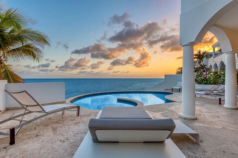 Sxm055 – Villa à beira-mar com piscina em Cupecoy