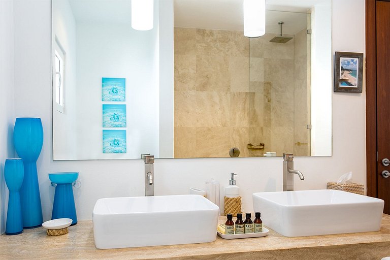 Sxm057 – Villa elegante con piscina en Cupecoy Beach