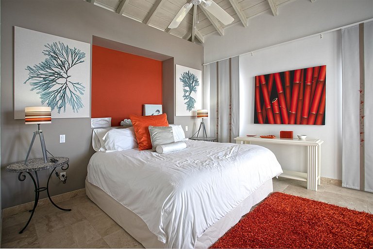 Sxm057 – Stylish villa with pool on Cupecoy Beach