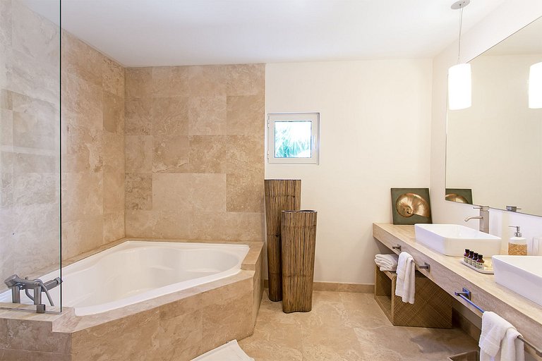 Sxm057 – Villa elegante com piscina em Cupecoy Beach