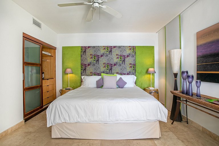 Sxm057 – Stylish villa with pool on Cupecoy Beach