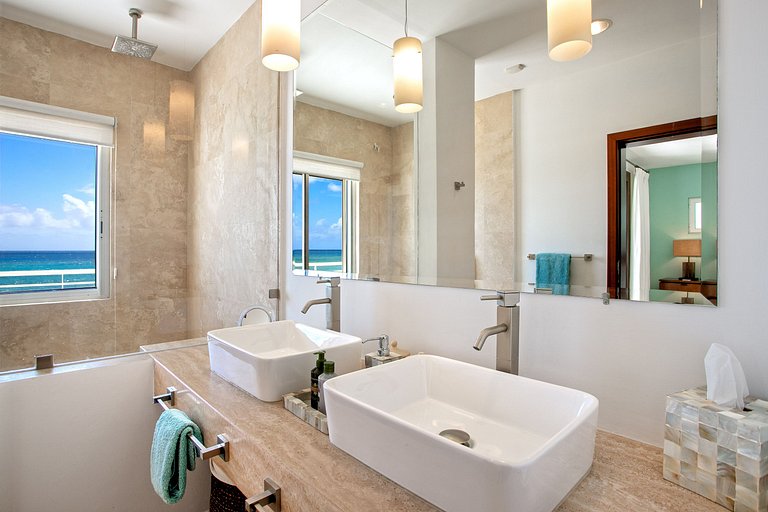 Sxm059 – Casa con vista al mar y piscina en Cupecoy