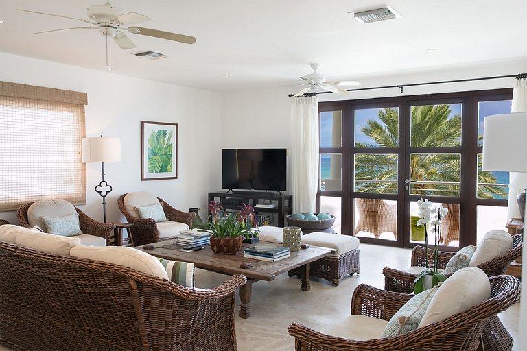 Sxm060 – Beautiful villa with ocean views in Cupecoy