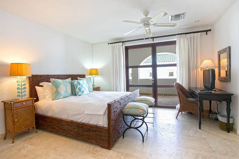 Sxm060 – Beautiful villa with ocean views in Cupecoy
