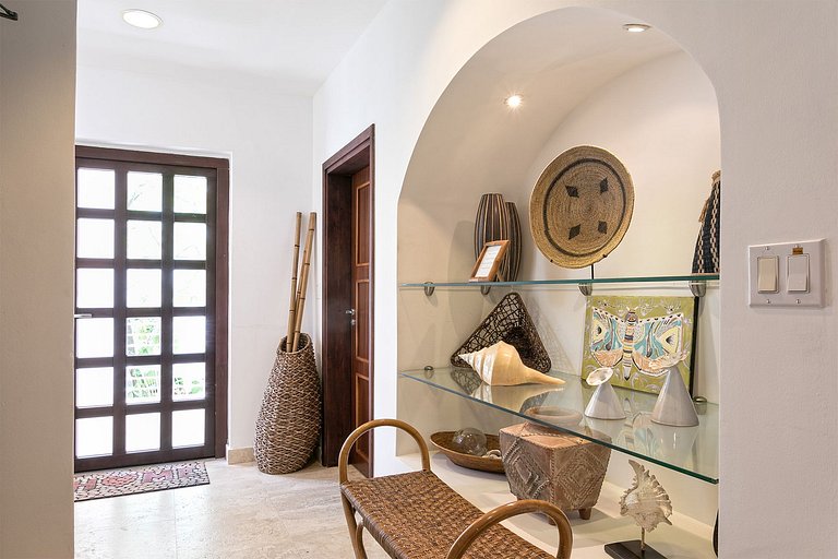 Sxm060 – Beautiful villa with ocean views in Cupecoy