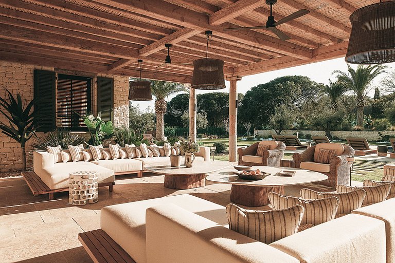Azu035 - Villa exceptionnelle à Saint Tropez