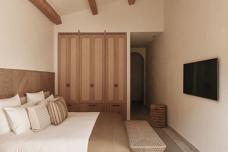 Azu035 - Luxury 9 bedroom mansion in Saint Tropez