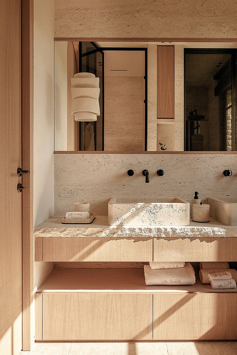 Azu035 - Luxury 9 bedroom mansion in Saint Tropez