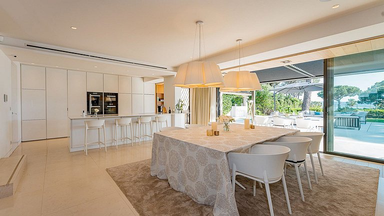 Azu059 - Exceptional Luxury Villa in Cap Tahiti