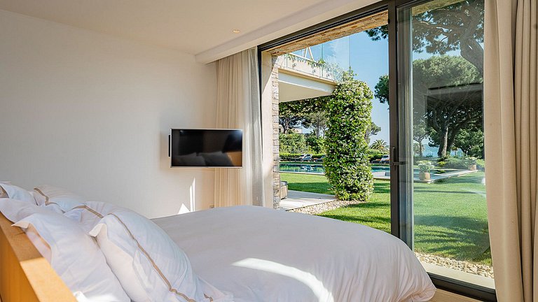 Azu059 - Villa de 8 quartos com piscina e quadra de tênis em