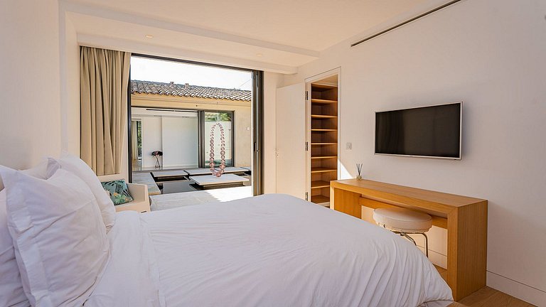 Azu059 - Exceptional Luxury Villa in Cap Tahiti