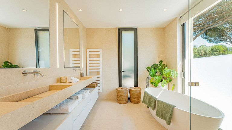 Azu059 - Exceptional Luxury Villa in Cap Tahiti
