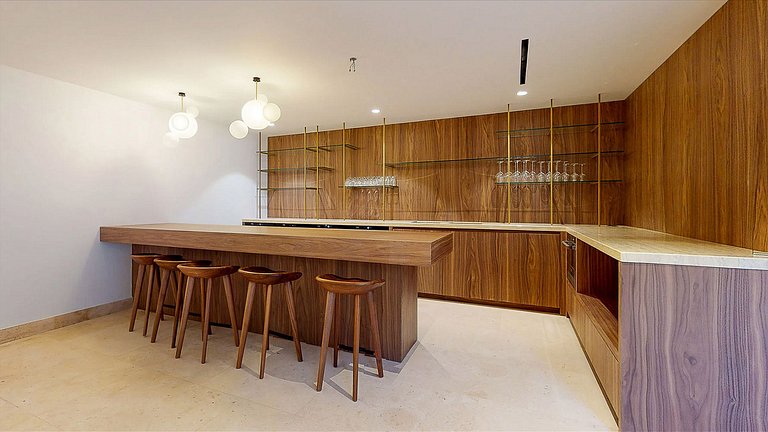 Azu084 - Contemporary Villa in Saint-Tropez
