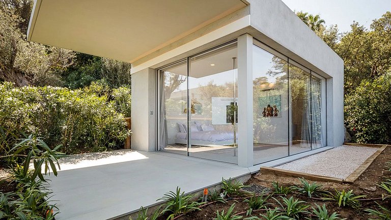 Azu085 - Villa contemporaine à louer à Pampelonne