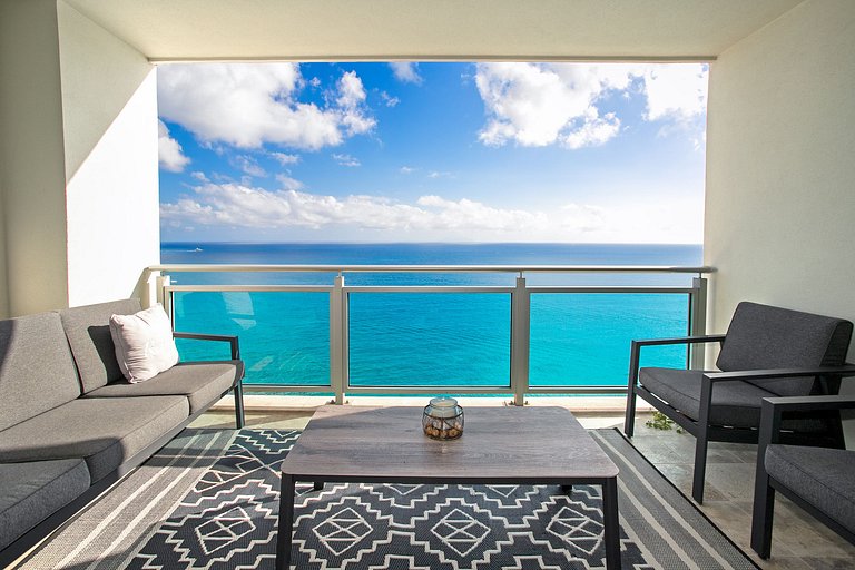 Sxm043 – Oceanfront penthouse with terrace at The Cliff