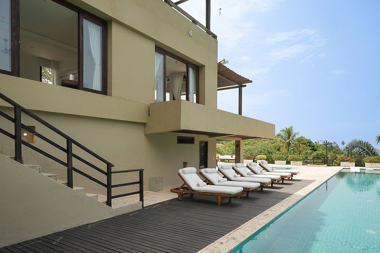 Sma003 - Luxury villa with beach access near Santa Marta
