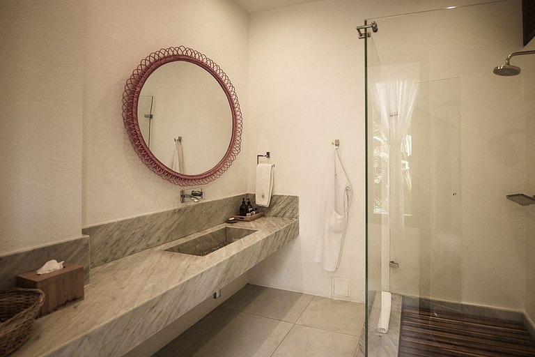 Sma003 - Luxury villa with beach access near Santa Marta