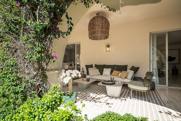 Azu021 - provencal Villa in St Tropez, French Riviera