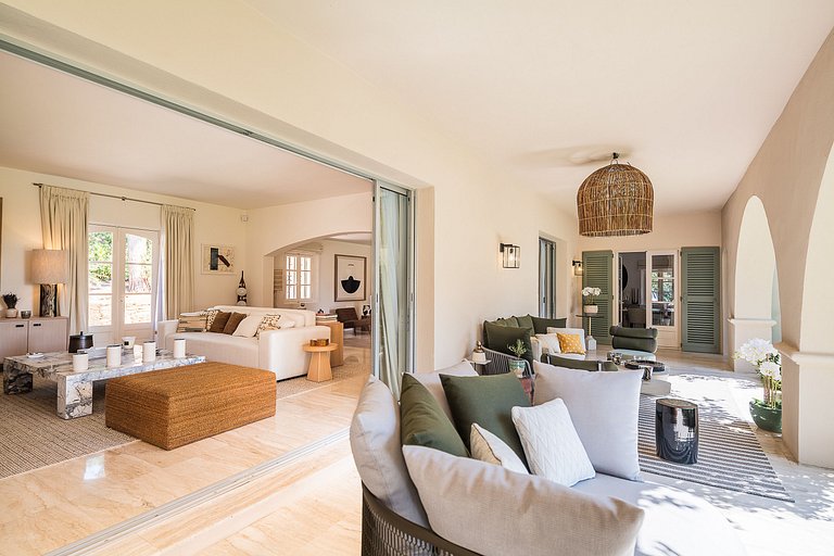 Azu021 - provencal Villa in St Tropez, French Riviera