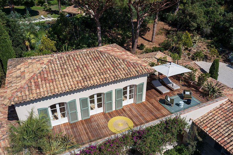 Azu021 - provencal Villa in St Tropez, French Riviera
