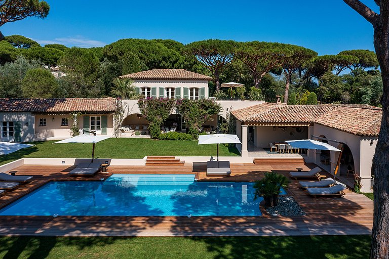 Azu021 - provencal Villa in St Tropez, French Riviera