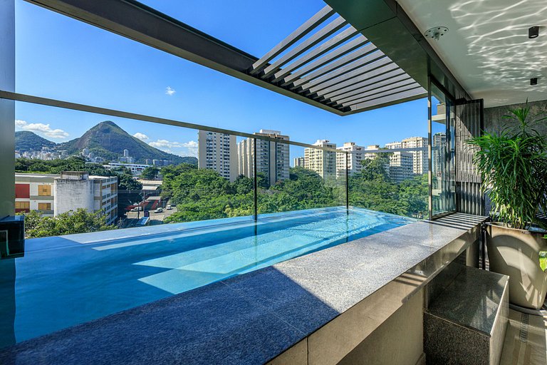 Rio146 - Stunning duplex penthouse in Leblon