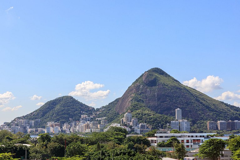 Rio146 - Belíssimo apartamento duplex no Leblon
