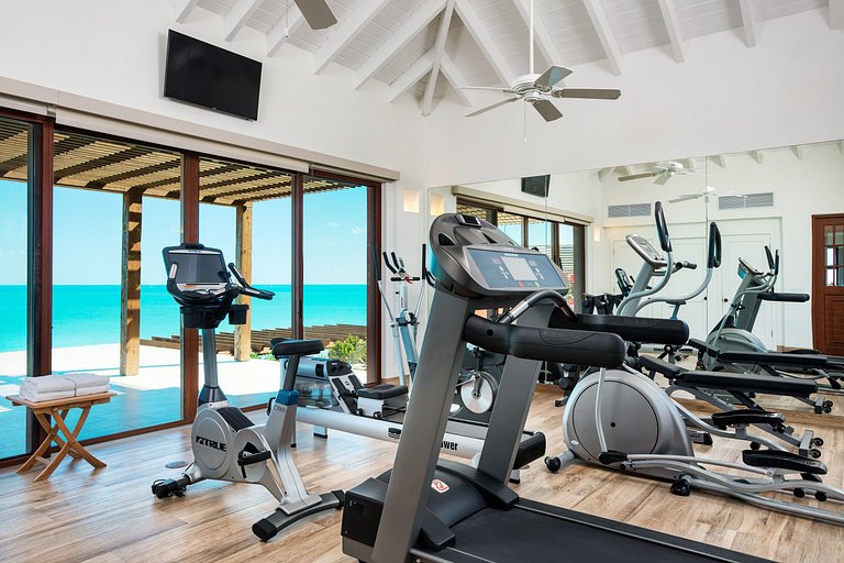 Tci013 – Luxury villa with private beach in Turtle Tail