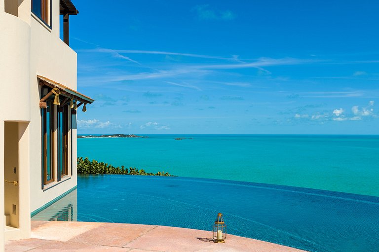 Tci013 – Luxury villa with private beach in Turtle Tail