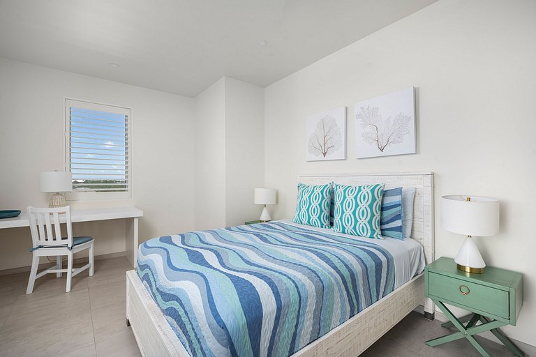 Tci015 – Oceanview villa with pool in Long Bay