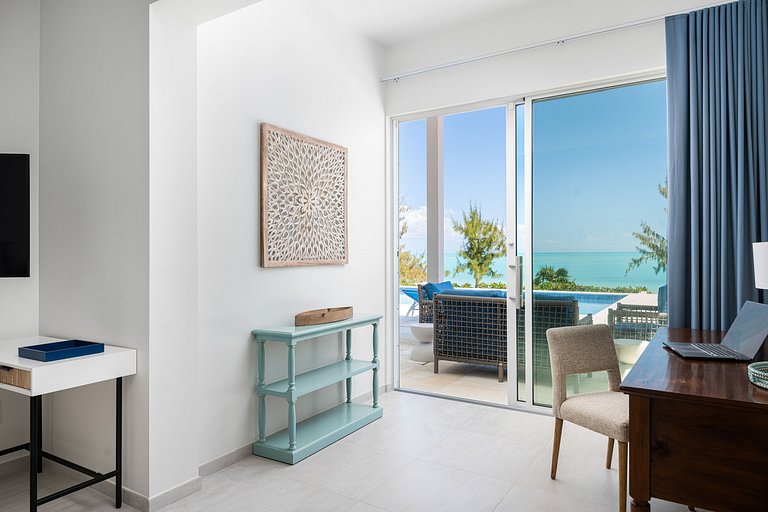 Tci015 – Oceanview villa with pool in Long Bay