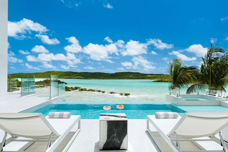 Tci017 – Villa charmante en bord de mer à Chalk Sound