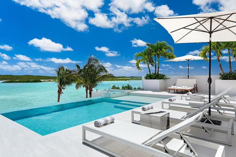 Tci017 – Villa charmante en bord de mer à Chalk Sound