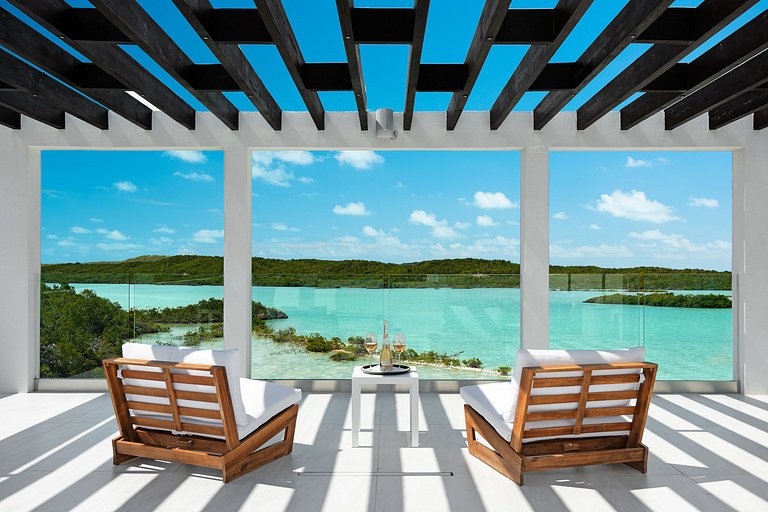 Tci017 – Villa charmante en bord de mer à Chalk Sound