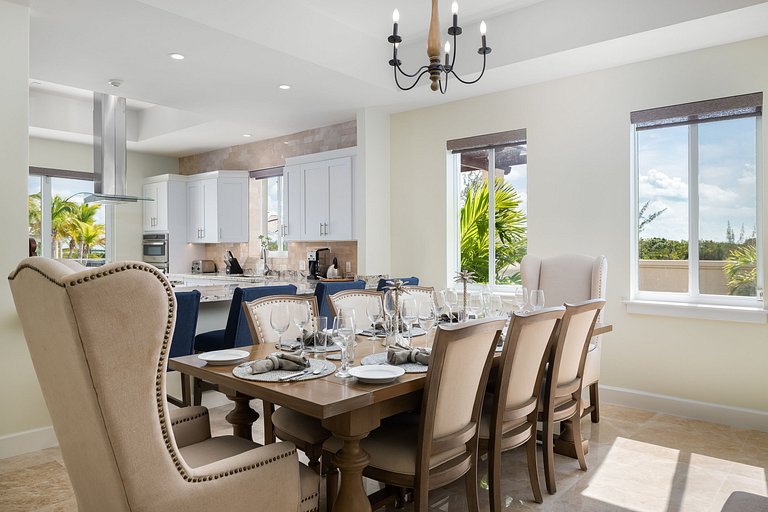 Tci021 – Waterfront villa near Leeward Marina
