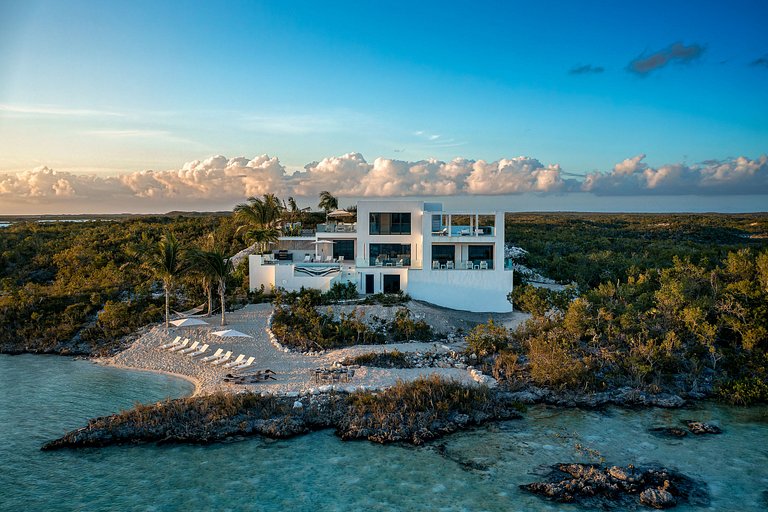 Tci017 – Villa charmante en bord de mer à Chalk Sound