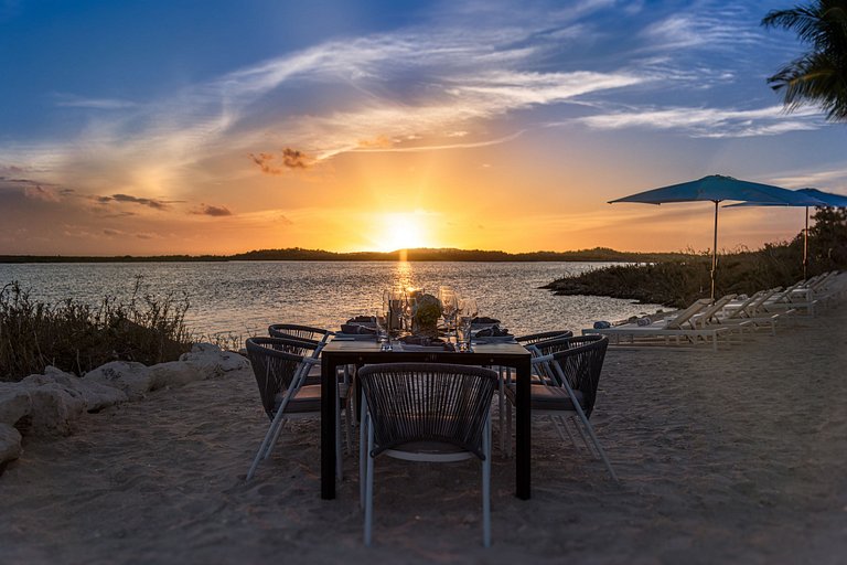Tci017 – Seafront charming villa in Chalk Sound