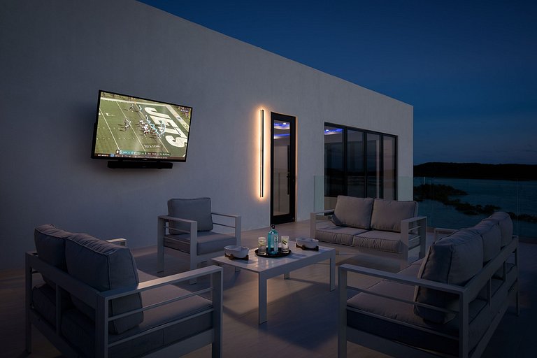 Tci017 – Seafront charming villa in Chalk Sound