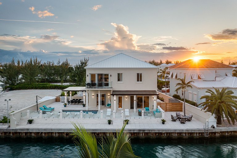 Tci021 – Villa frente al agua cerca de Leeward Marina